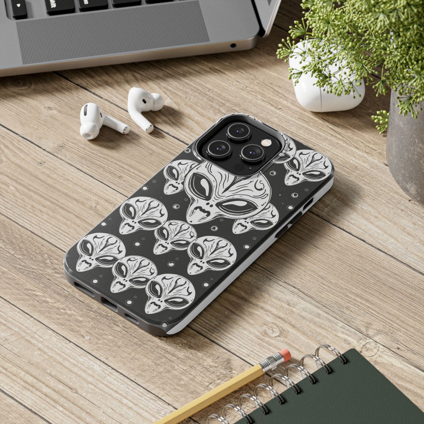 Alien Pattern Tough Phone Case - Durable Protection with Out-of-This-World Design