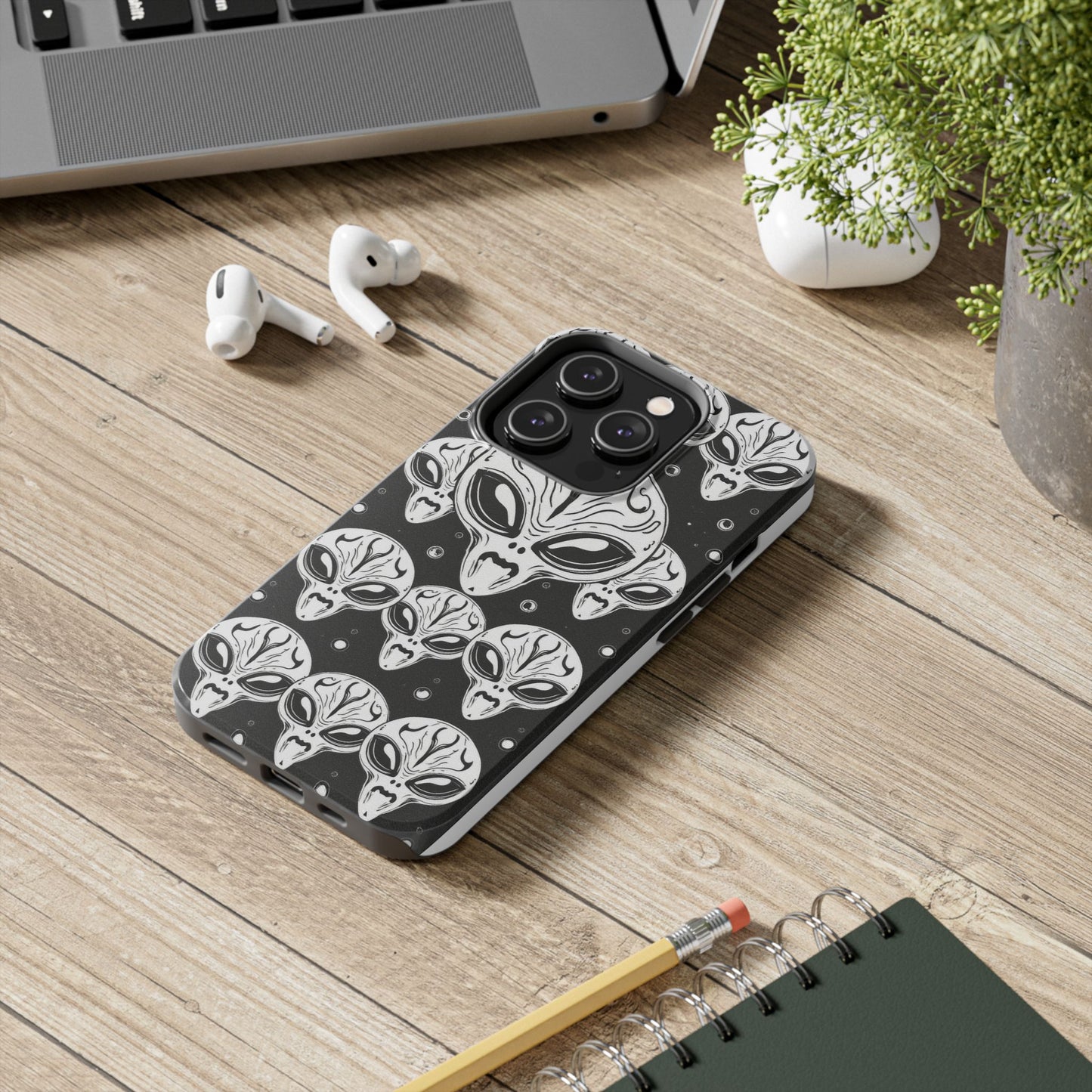Alien Pattern Tough Phone Case - Durable Protection with Out-of-This-World Design